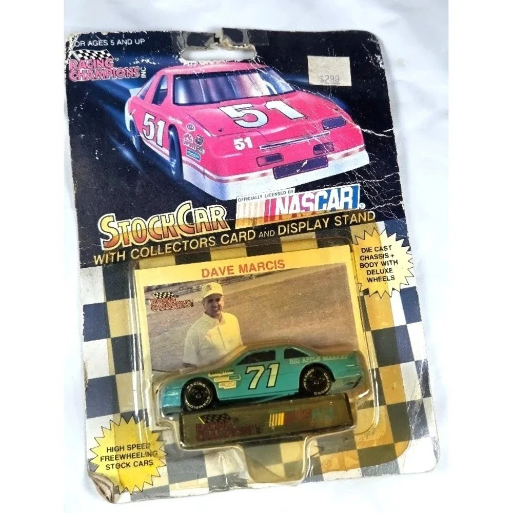 Racing Champions Nascar Team  Dave Marcus 1:64 Die Cast Car 1991 #71